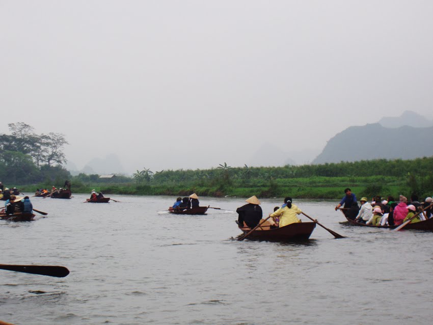 Suối Yến - Chùa Hương by Tuấn Trần Vũ