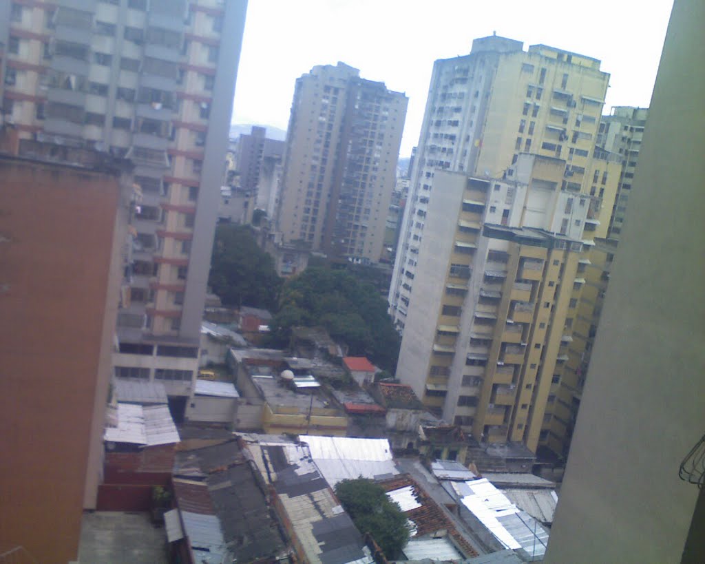 Caracas by alegoitte