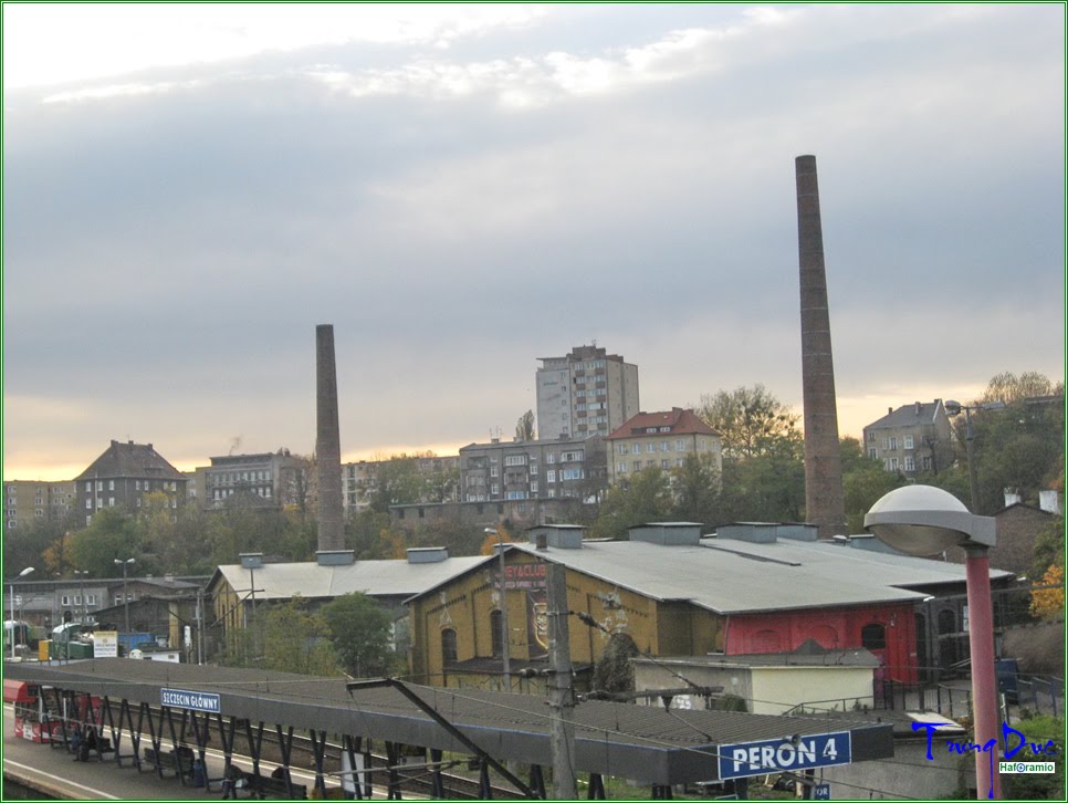 Szczecin Główny Rail Station by Earth_Walker