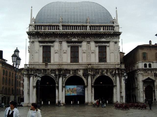 Plaza de la Loggia by María Lucas