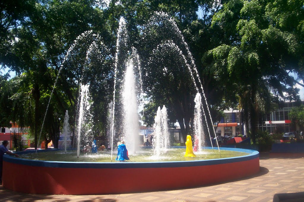 Presépio na água em Itápolis - SP - Brasil by Rubens Galvão