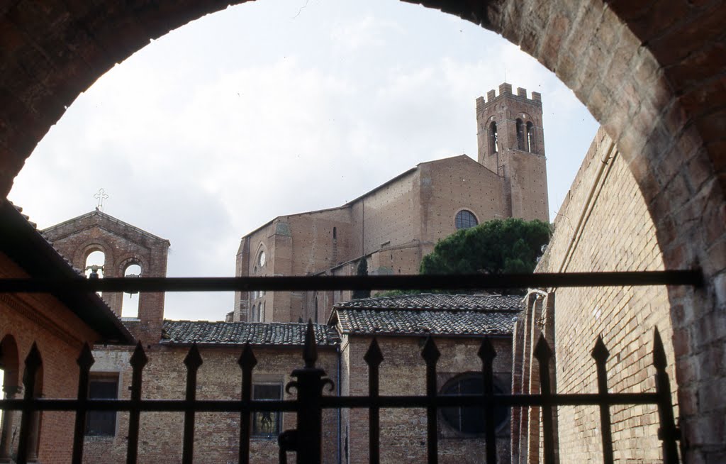 Siena - Basilica di San Domenico Gennaio 1992 by Maurizio Tesan