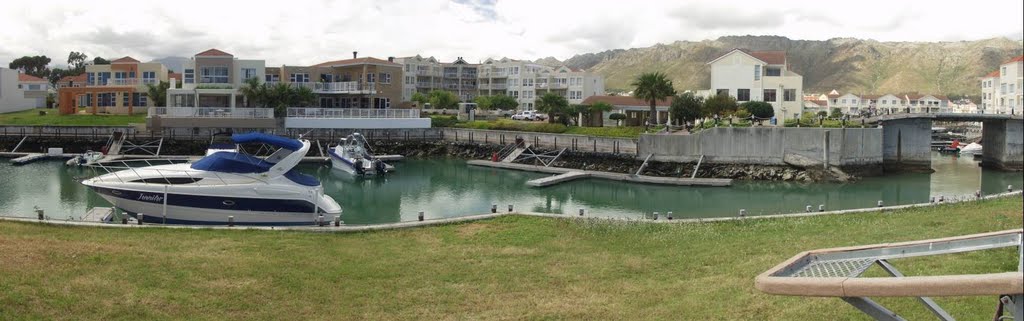 Harbour Island Waterways by Leon van der Merwe