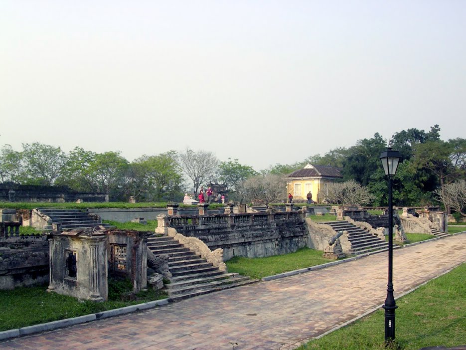 Thuận Thành, Huế, Thua Thien Hue, Vietnam by Tuấn Trần Vũ