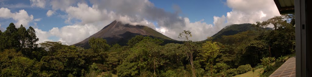 La Fortuna, Alajuela, San Carlos, Costa Rica by Mathias Schmid