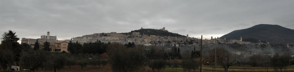 Assisi by Gabriele Buso