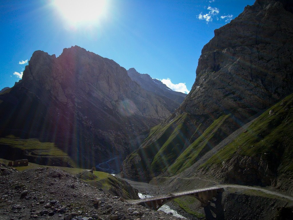 Hejing, Bayingol, Xinjiang, China by brandon.pan