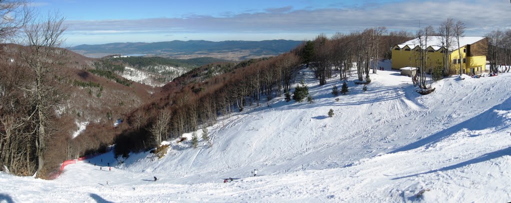 La pista di Lorica innevata by peolo88