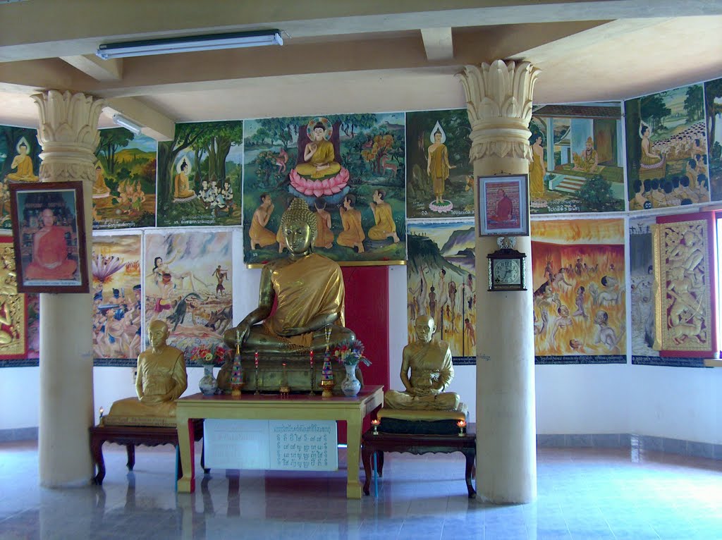 Inside Wat Phol Phao by Vinko Rajic