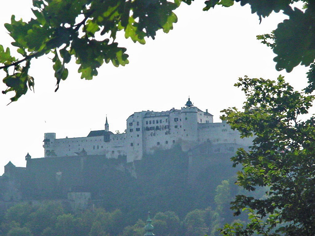 Salzburgo - Austria - Fortaleza Hohensalzburg vista desde Mirabell - ecm by eliseo c. martínez