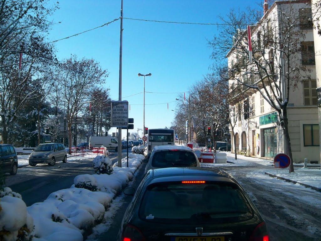 Avenue Aristide Briand - Neige & Soleil by saturnpro17