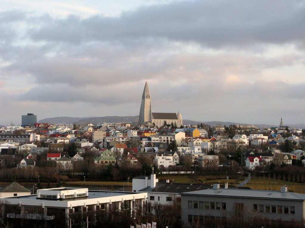 Reykjavik Skyline by HOLadd1