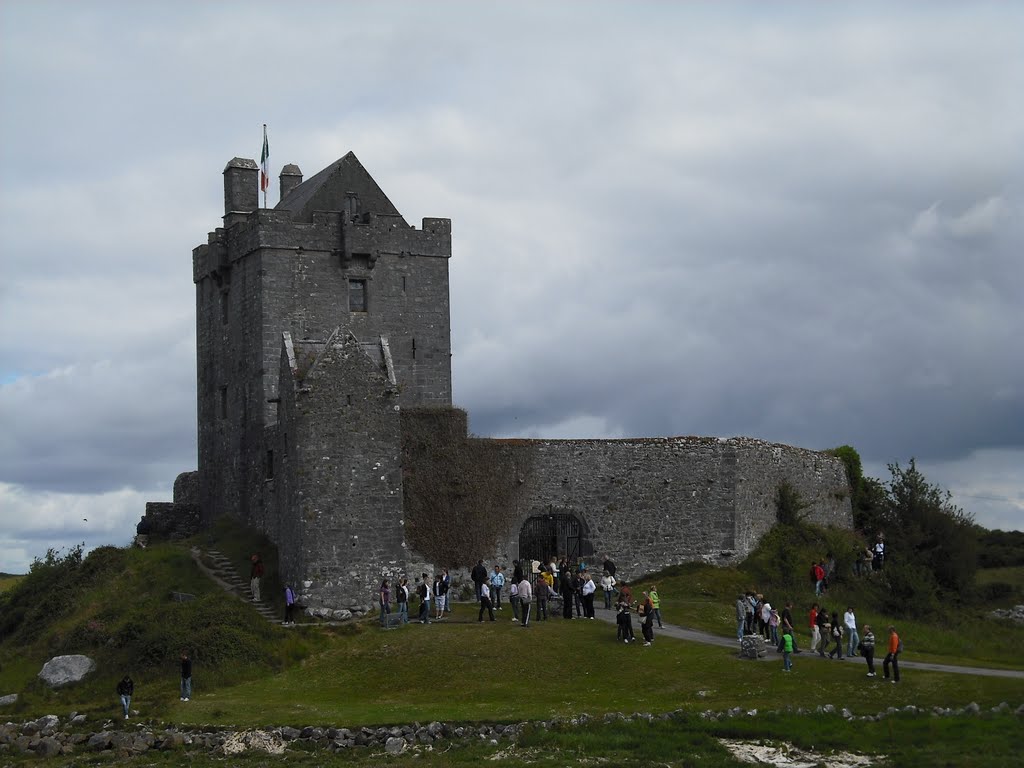 Aughnanure Castle, Galway by joferbrasil