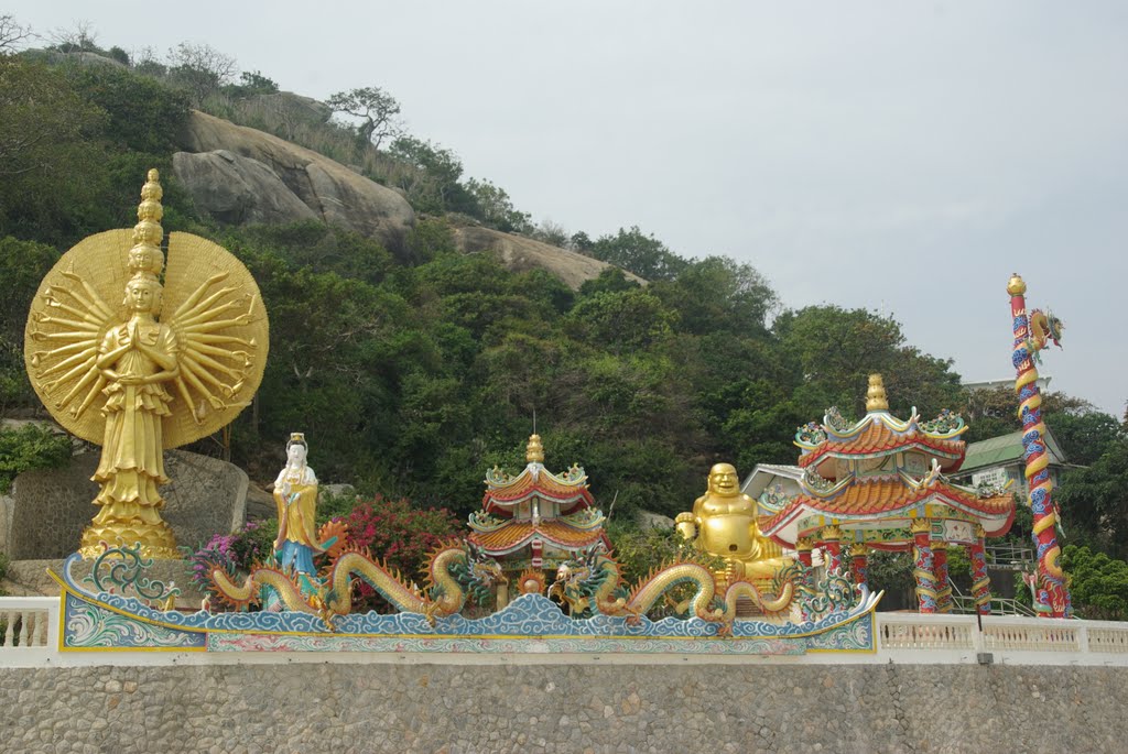 Nong Kae, Hua Hin District, Prachuap Khiri Khan 77110, Thailand by kimadaisuke