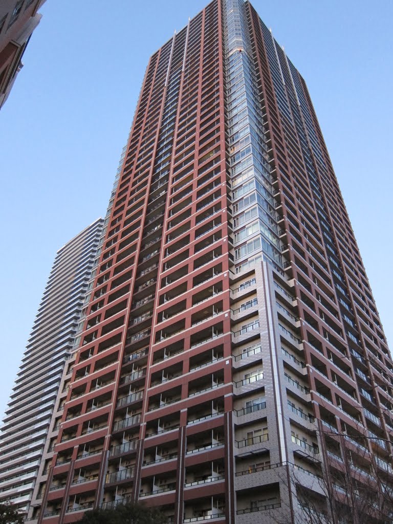 Nakamaruko tower blocks , Musashi-Kosugi , Kawasaki by Kaz Ish