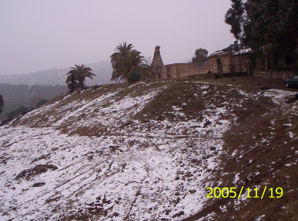 Nevando junto al cerro del hierro by anpiper