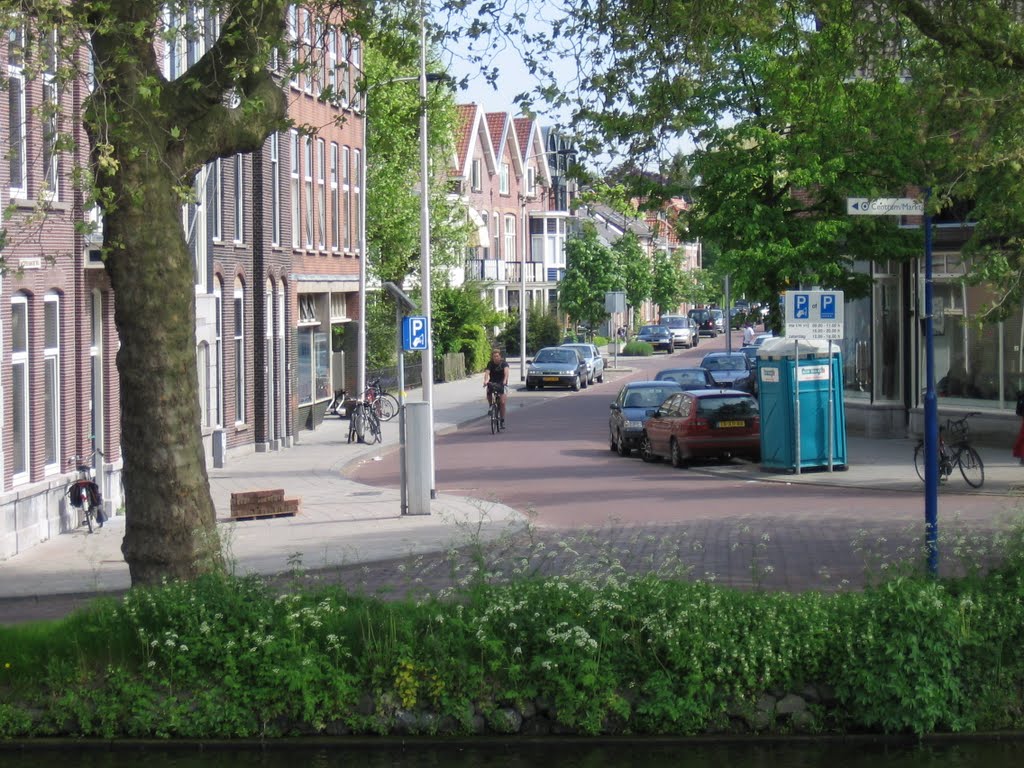 Delft, Rotterdamseweg by gerrits