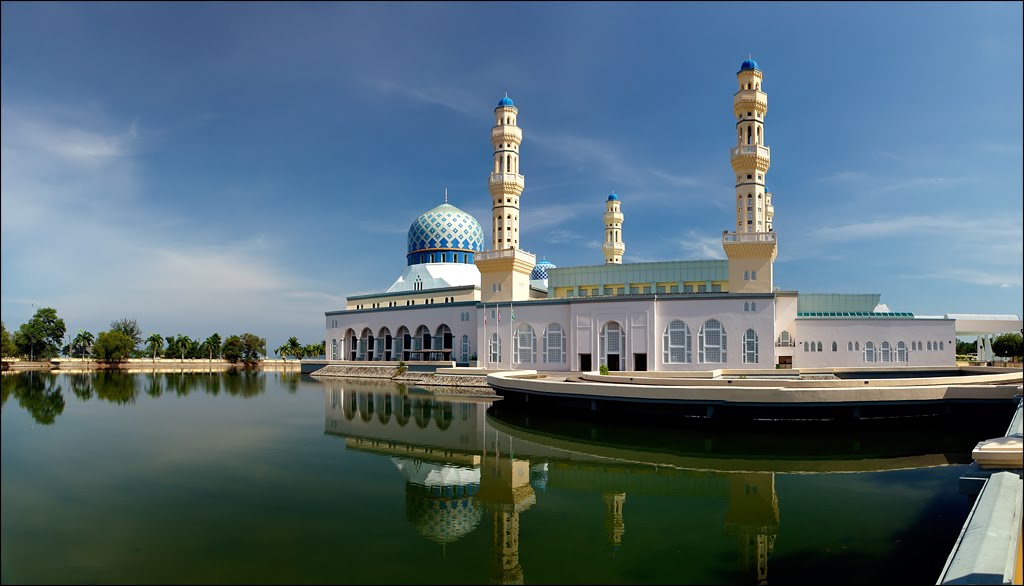 KK city mosque by Tony Z