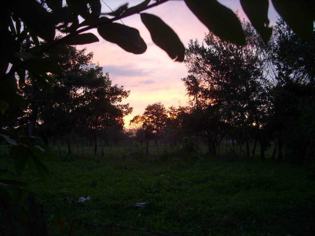 Amanece en Arboletes Ant. by José María Ruiz Pala…