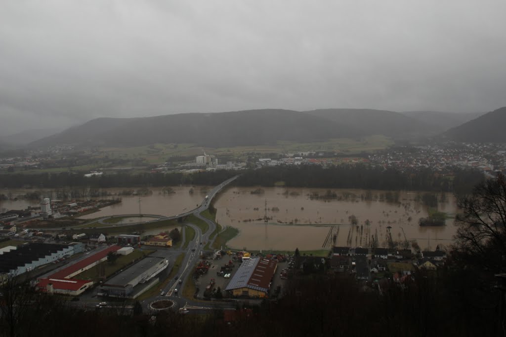 Main-Hochwasser 13.01.2011, gesehen vom Kloster Engelberg: im Vordergrund Industriegebiet und überflutetes Auenbiotop Großheubach, im Hintergrund Kleinheubach by kdh865