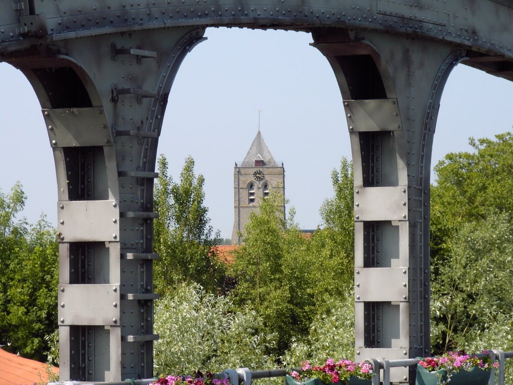 Brug en Kerk Adinkerke by johandegrieck