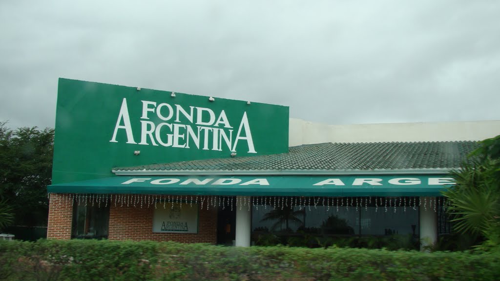 FONDA ARGENTINA by Raúl Enrique Fragoso