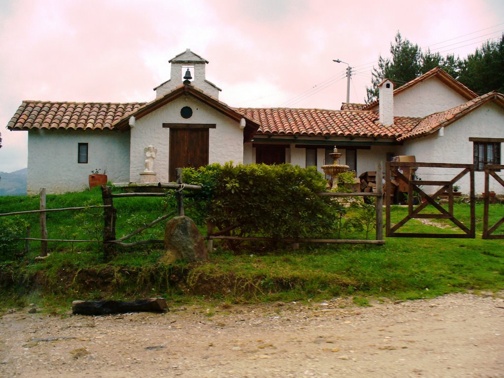 Casas via Paipa a pantano de Vargas by gilbertomjc