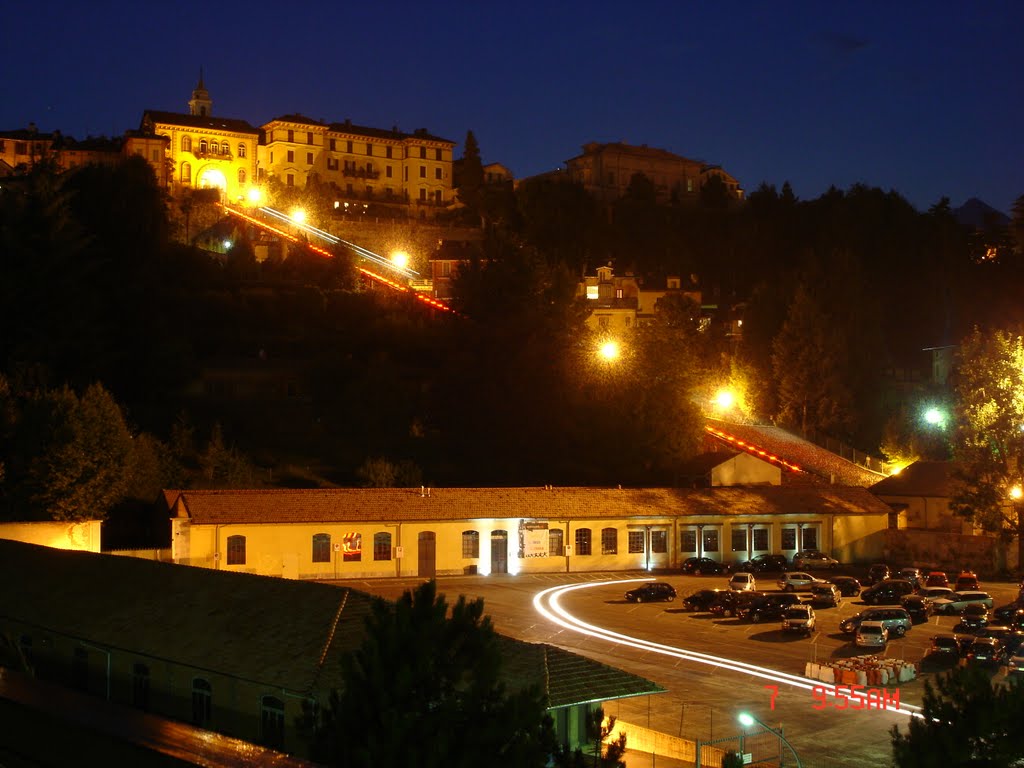 Notturno Funicolare di Biella dal Mio balcone nord by Gianluca Toso