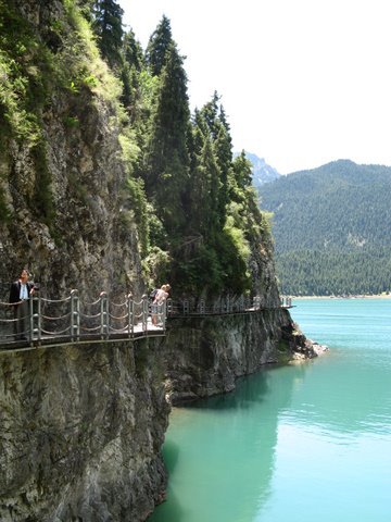 TianChi loop trail by PreacherGirl