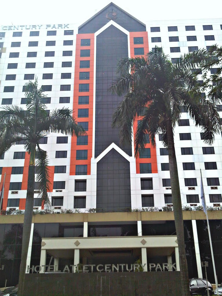 Hotel Atlet Century Park, Senayan by Nur Cholis