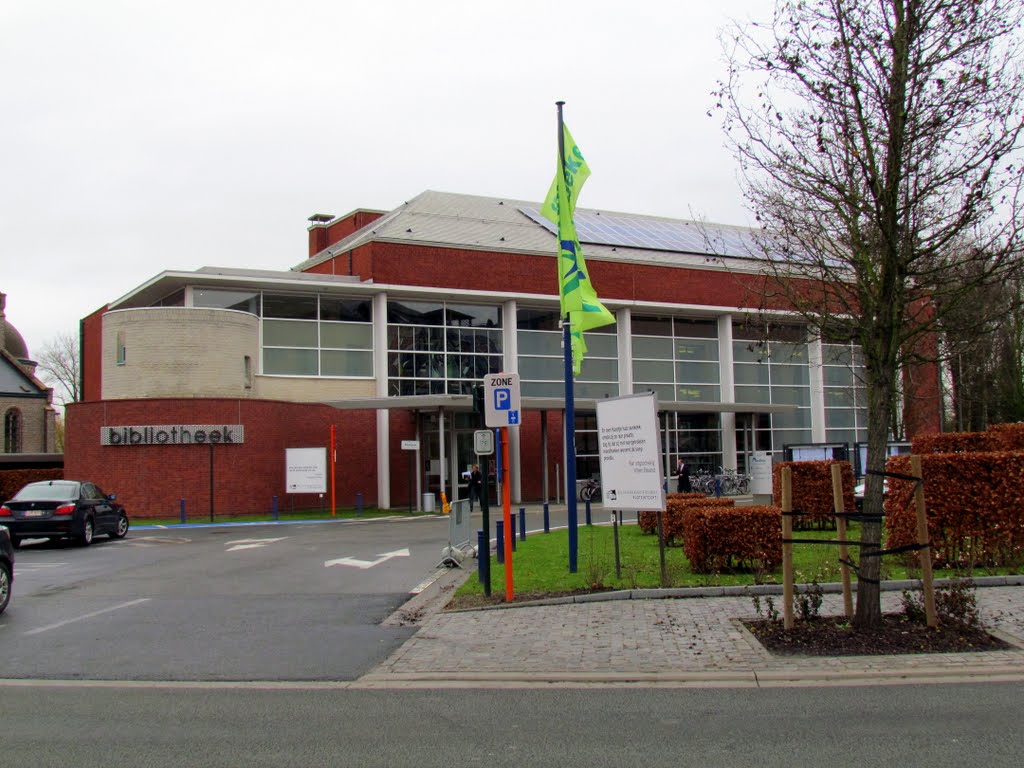 Belgium : Merelbeke : Public Library by tinawaldo