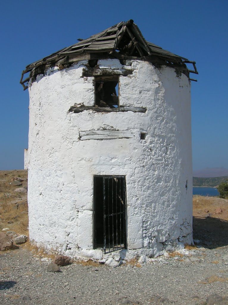 Turm / tower of Eskiçeşme Mh. in Bodrum by SimonDZ