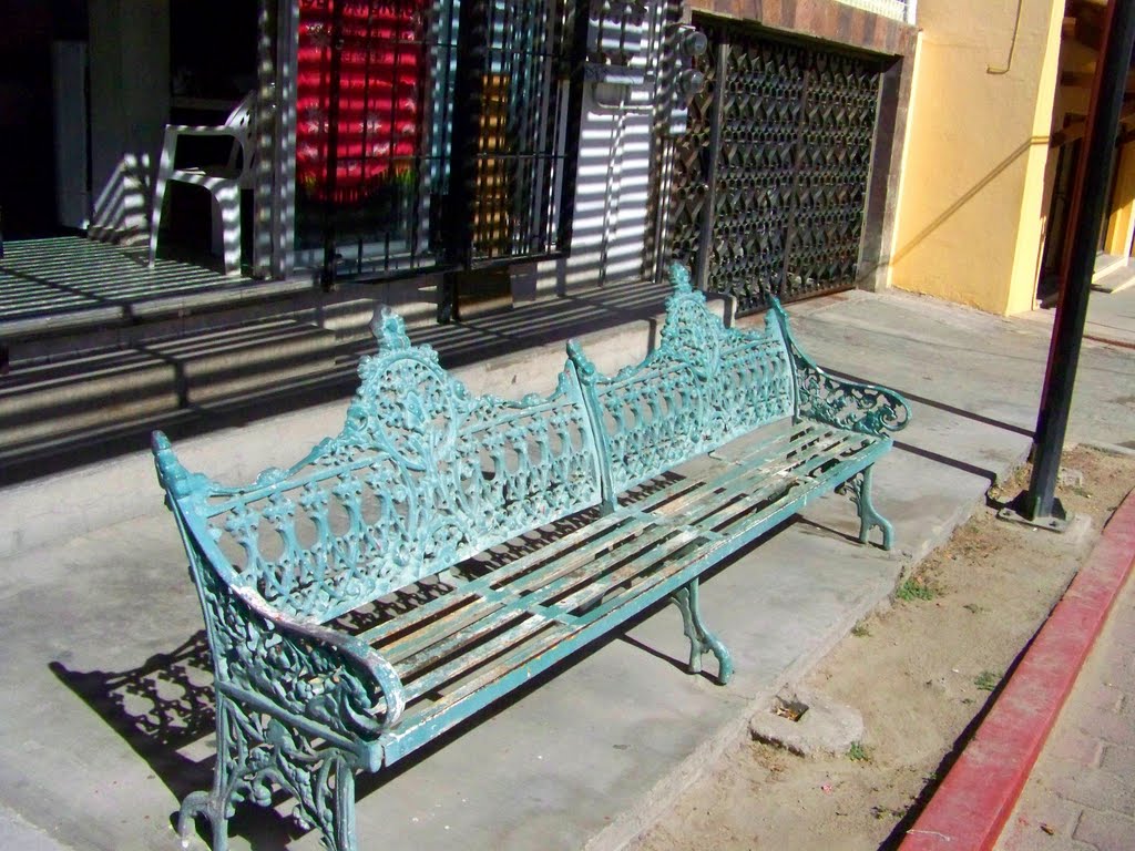 Turquoise bench by MAL10587