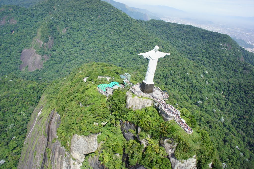 Rio-de-Janeiro, Cristo helicopter view by M@xx V