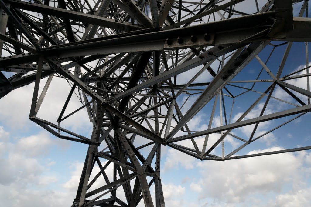 Lelystad - Houtribdijk - Exposure (of Crouching Man) 2010 by Antony Gormley - View North & Up by txllxt TxllxT