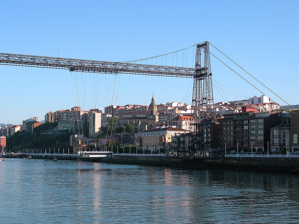 S: Portugalete, desde el Muelle de Churruca (Las Arenas) (2007) by schutzpeter