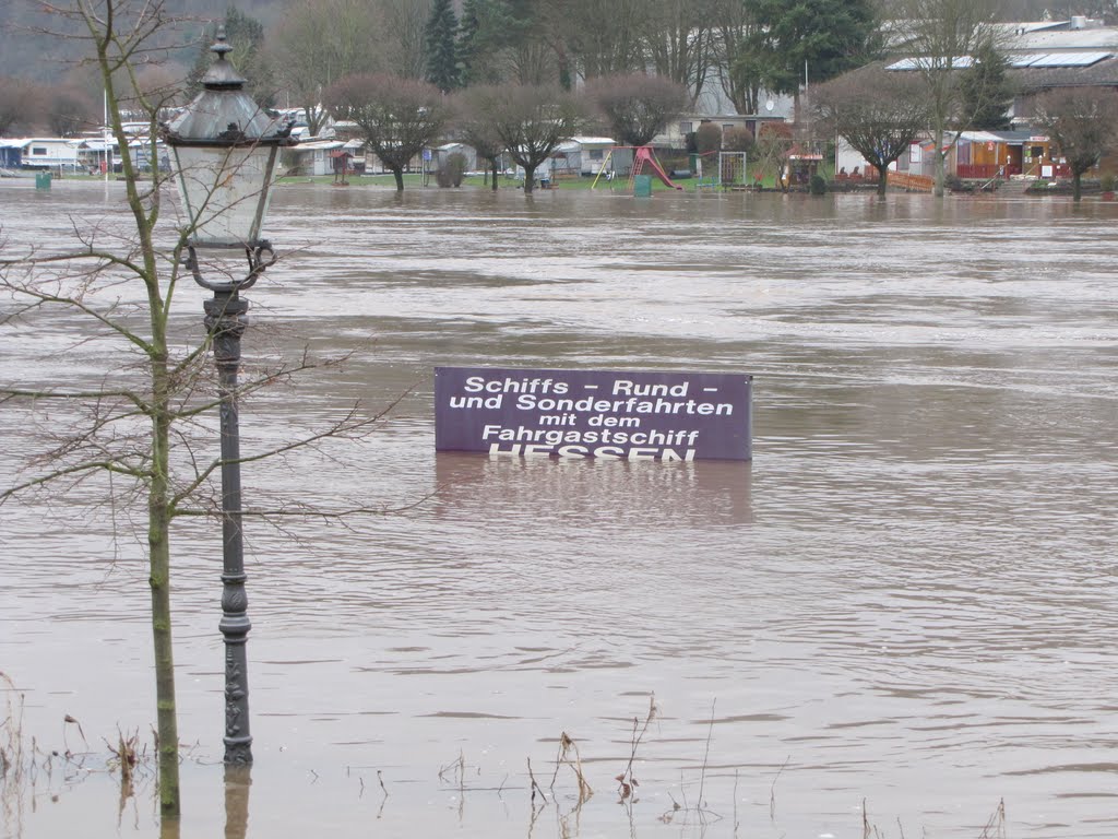 Weserhochwasser 15.01.2011 by Christian Butterbrod…