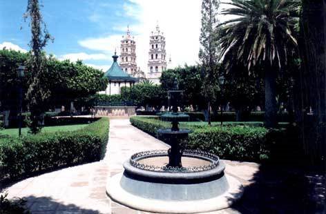 Jardin d salvatierra gto by ganzito