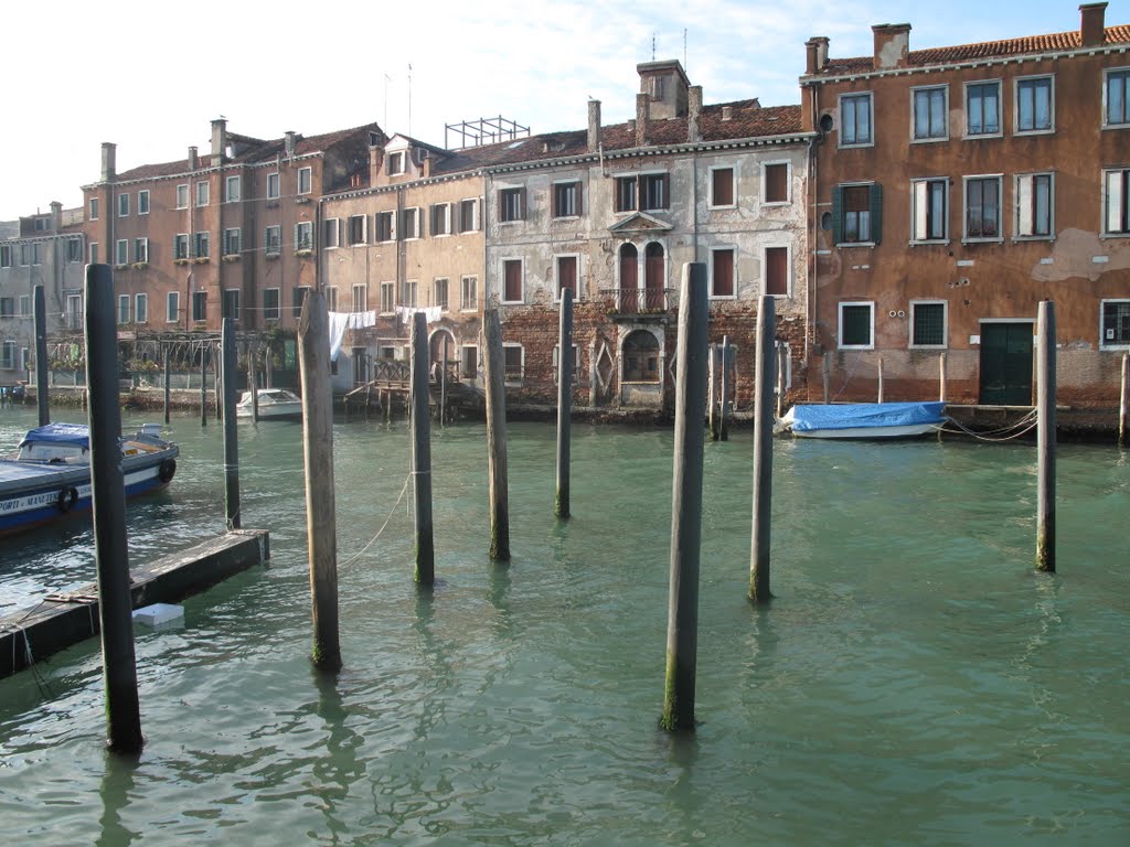 Giudecca, Venezia, Italy by Andrew Calder