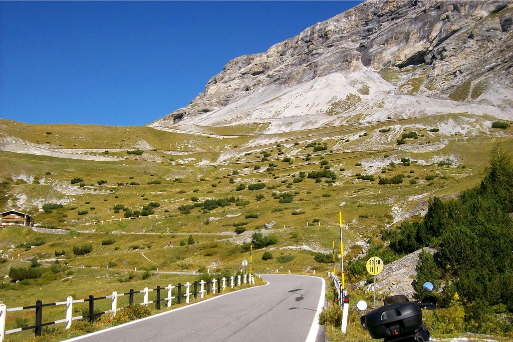 Passo dello Stelvio by Jürgen T