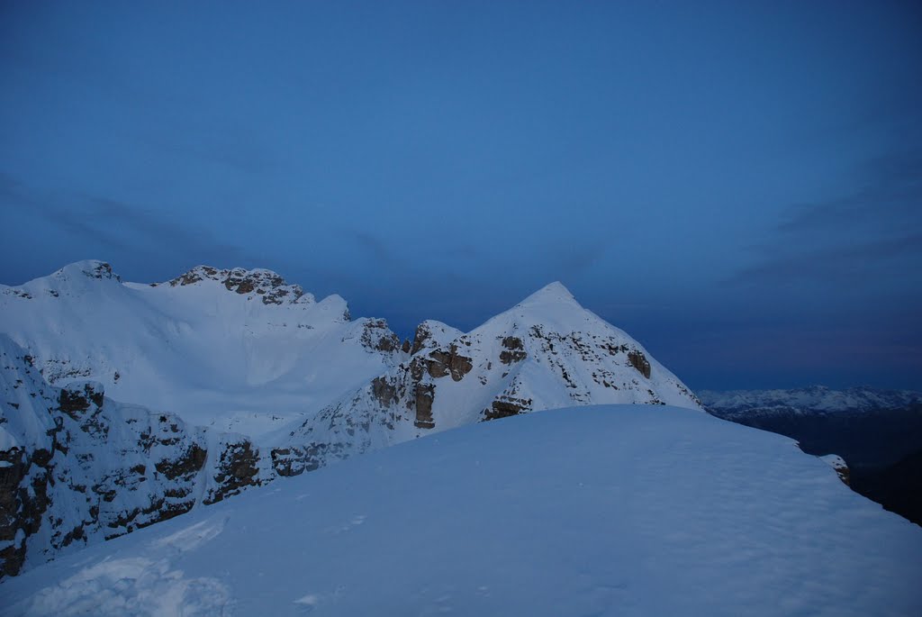 Alba a bocchetta fondi invernale by Giorgio Peripoli