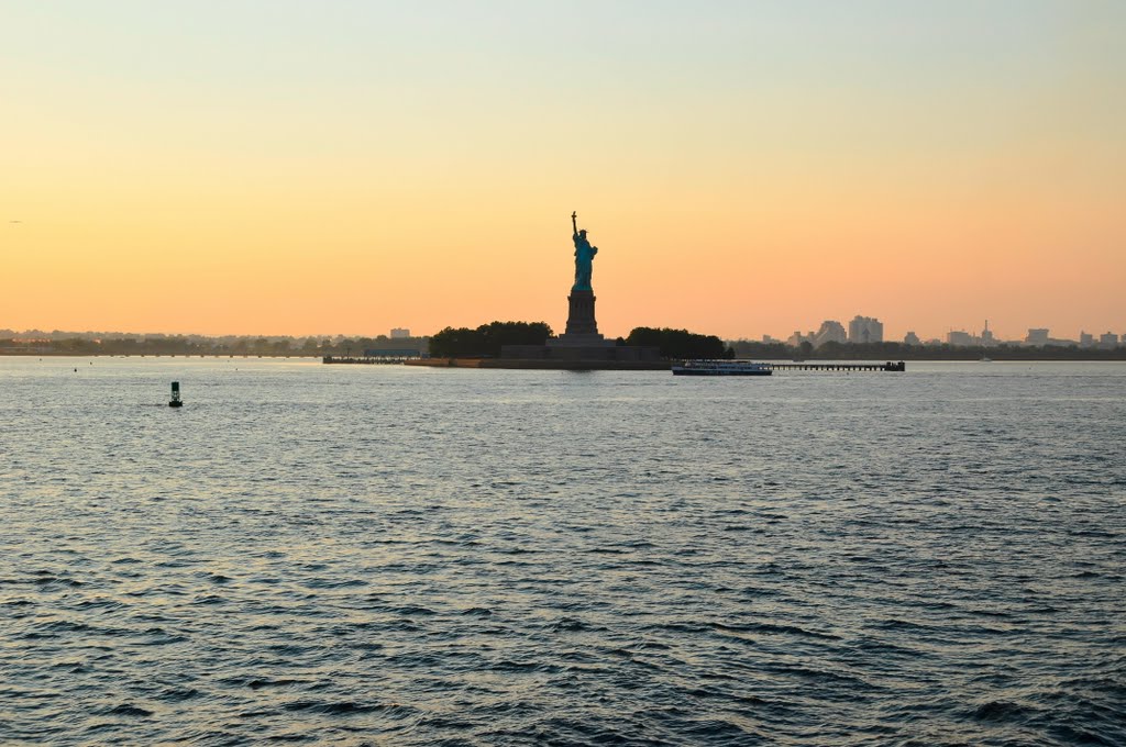 Statue of Liberty, New York. by Nicola e Pina Newyor…