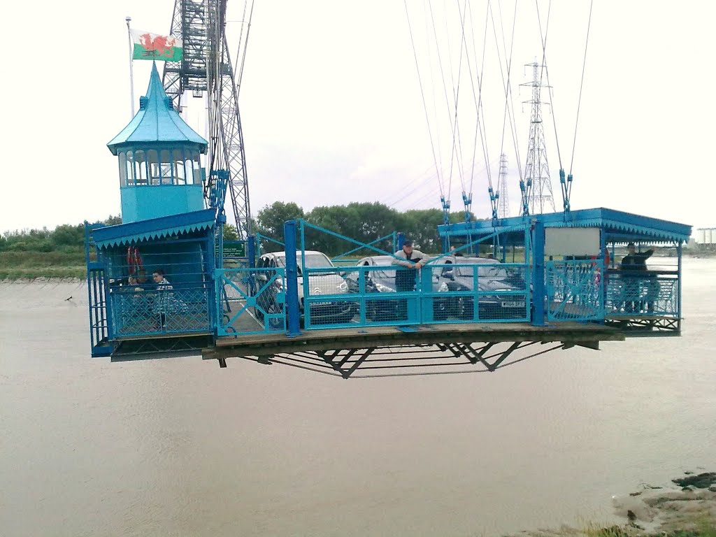 Newport Transporter Bridge by chickenlegs