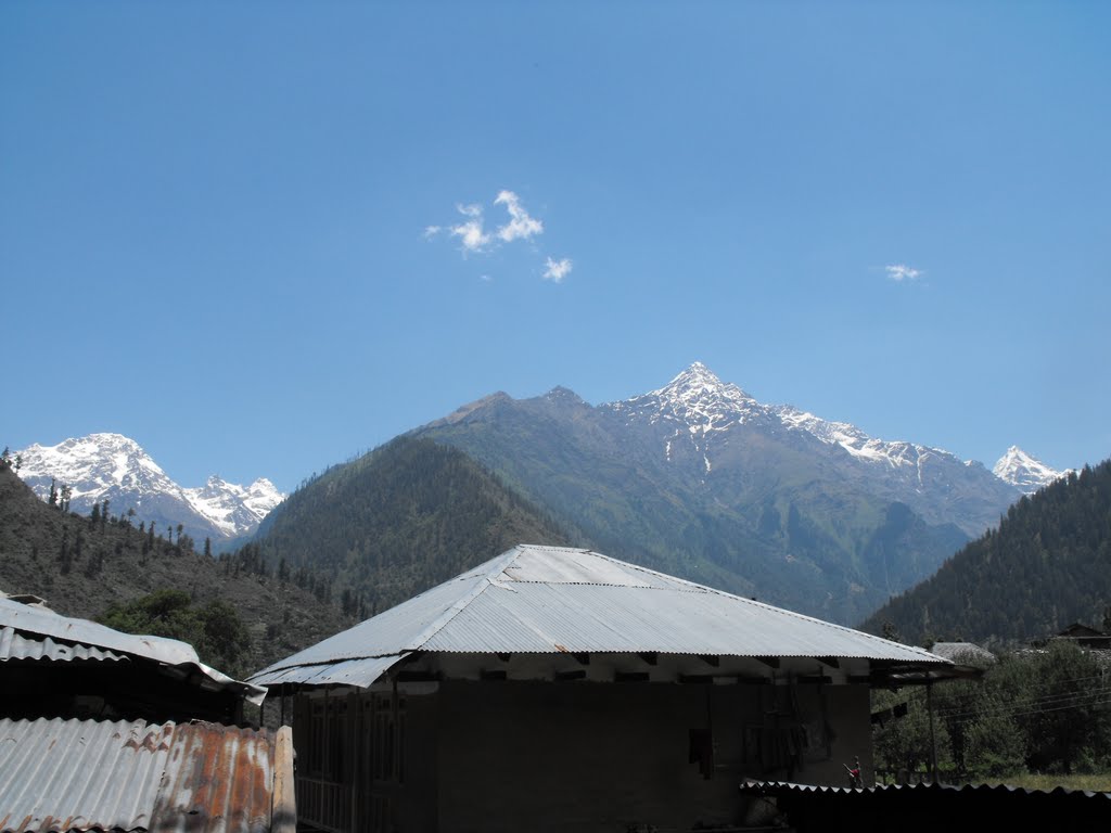 Pulga - View to the east - Parvati valley by yanivp31