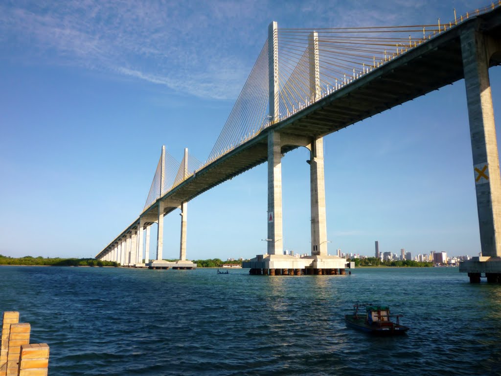 Newton Navarro Bridge by Renzo Velo