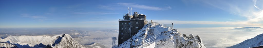 Vysoké Tatry, Slovakia by David Martinko