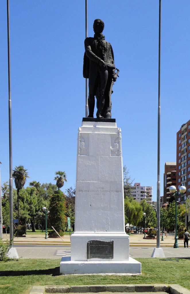 Monumento de José Miguel Carrera by Jorge Tello