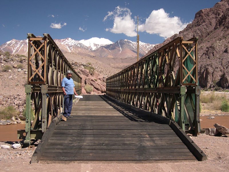 Puente en vale de calingasta : Rio de los Patos by planetair