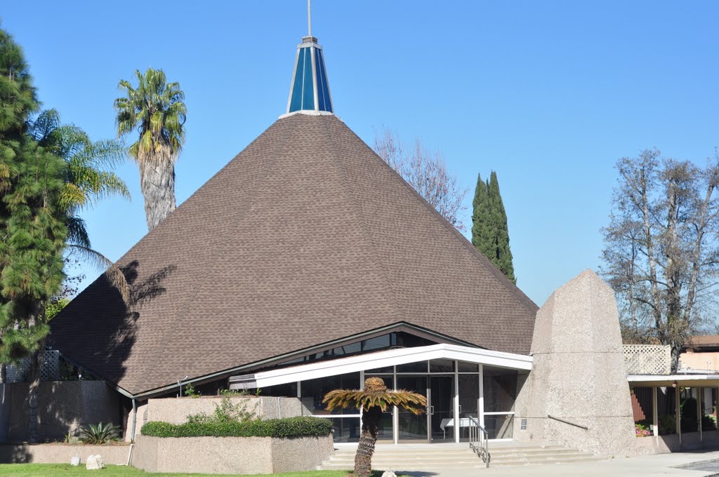 Downey Memorial Chrisitian Church by Keith PharmD