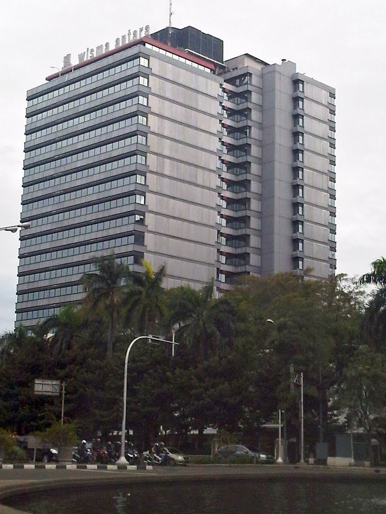 Wisma Antara, Jalan Merdeka Selatan by Nur Cholis